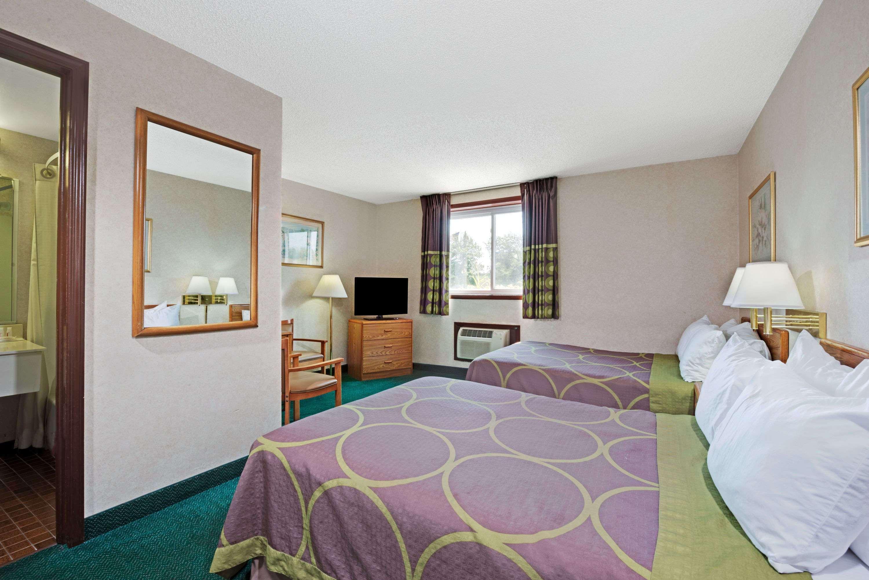 Super 8 By Wyndham Kenmore/Buffalo/Niagara Falls Area Eksteriør bilde