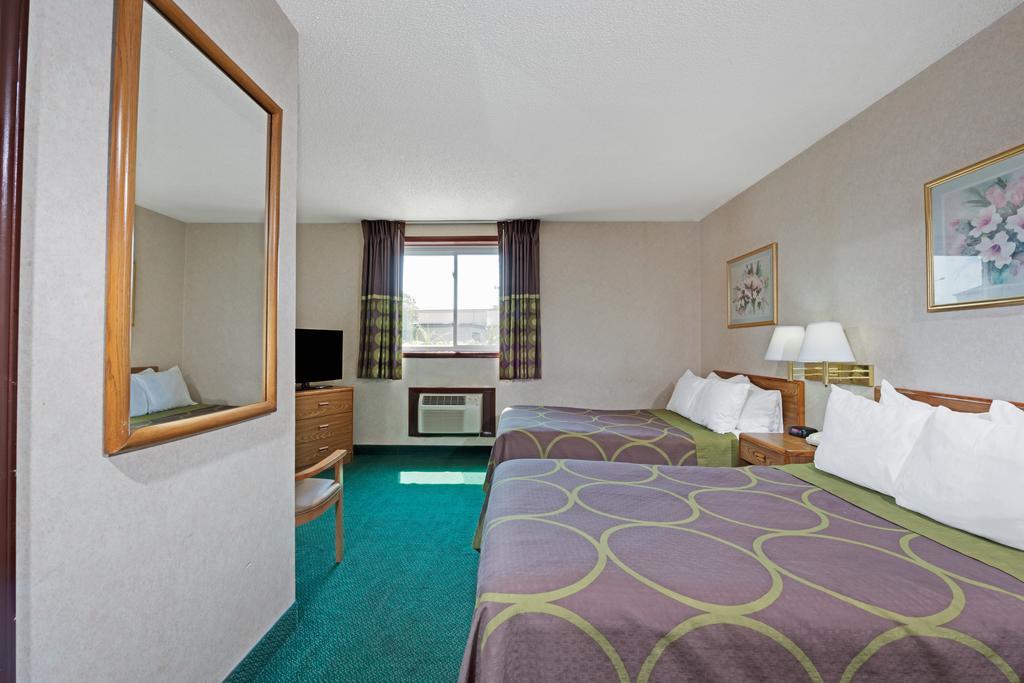 Super 8 By Wyndham Kenmore/Buffalo/Niagara Falls Area Eksteriør bilde